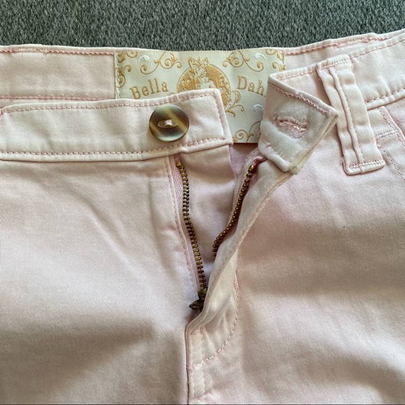 Bella Dahl | Pink Shorts - Picture 4 of 6